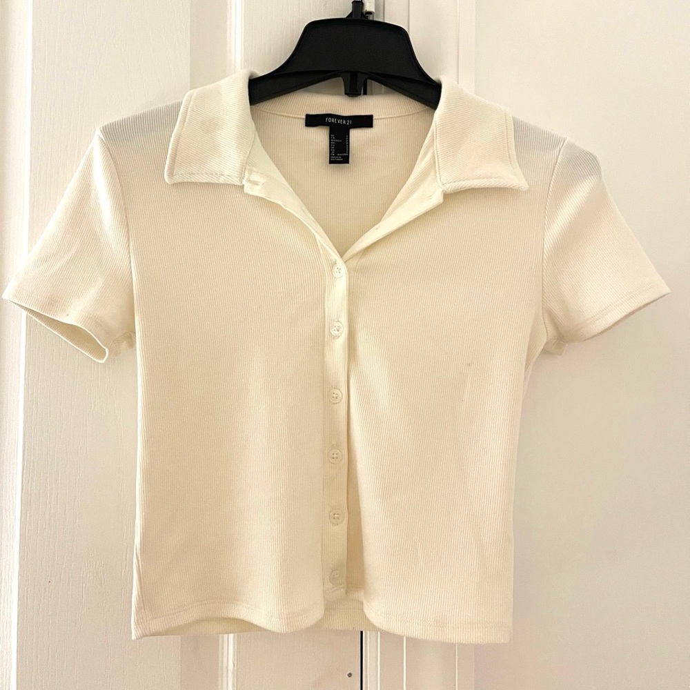 FOREVER 21 collared neck button up